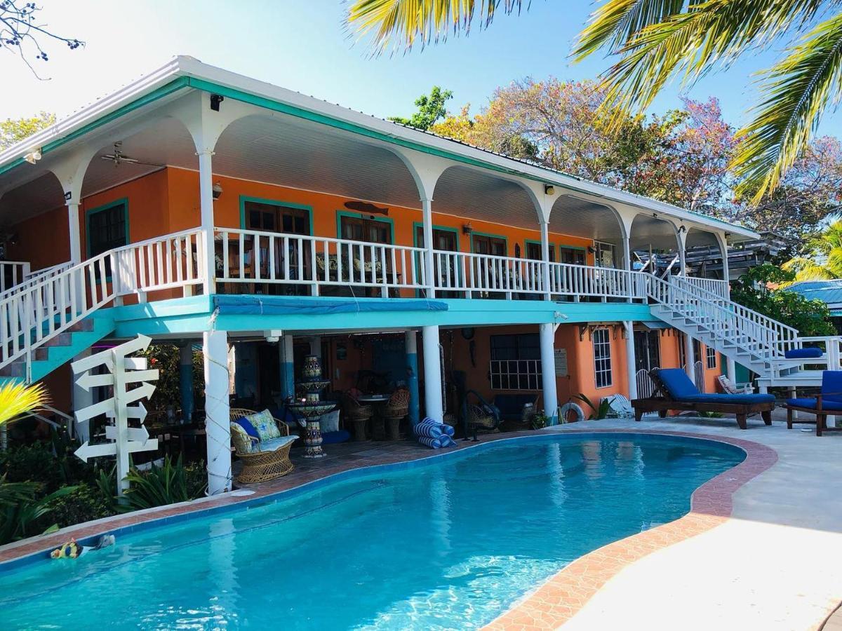 Coral Cove Inn Майя-Бич Экстерьер фото